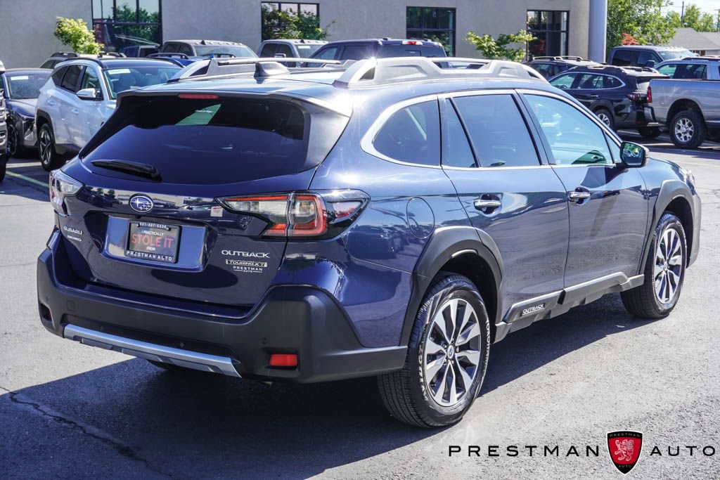 Used 2025 Subaru Outback Touring XT AWD/4WD image 23