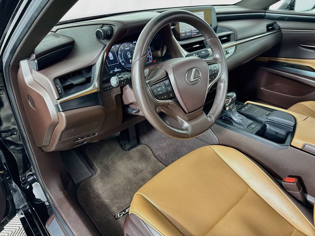 Certified 2020 Lexus ES 350 F Sport w/ Accessory Package 2 FWD image 9