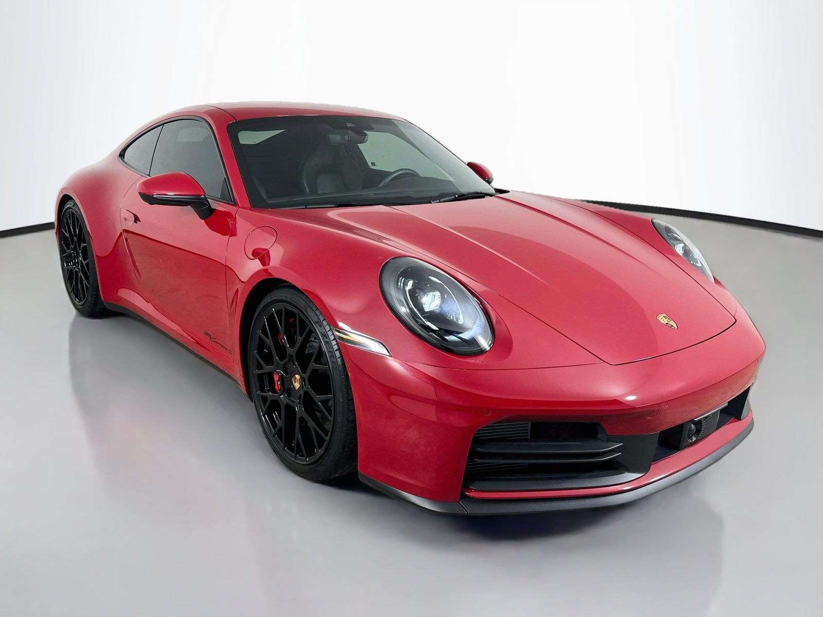 Used 2025 Porsche 911 Carrera S RWD image 3