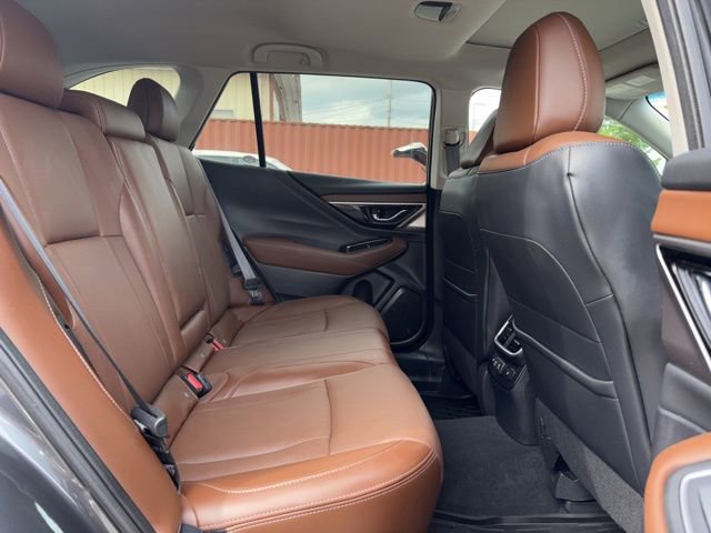 Used 2021 Subaru Outback Touring AWD/4WD image 15