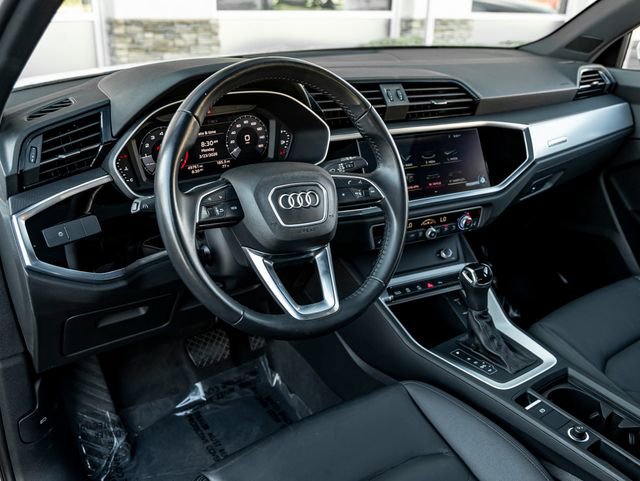 Used 2020 Audi Q3 2.0T Premium w/ Convenience Package image 17