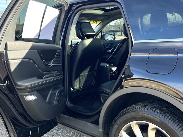 Used 2020 Lincoln Corsair FWD w/ Premium Package image 28