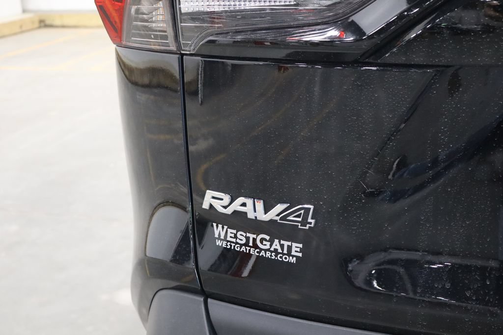 Used 2023 Toyota RAV4 XLE AWD/4WD image 42