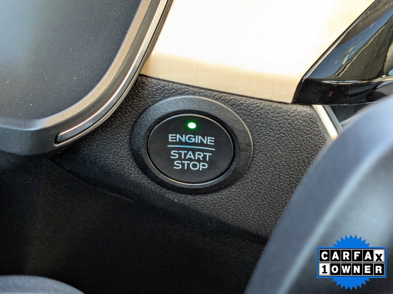 Certified 2022 Ford Escape Titanium w/ Titanium Elite Package image 30