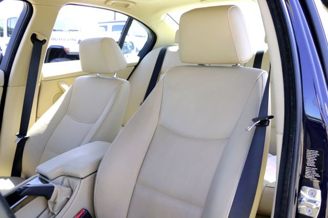 Used 2008 BMW 335xi Sedan AWD/4WD image 11