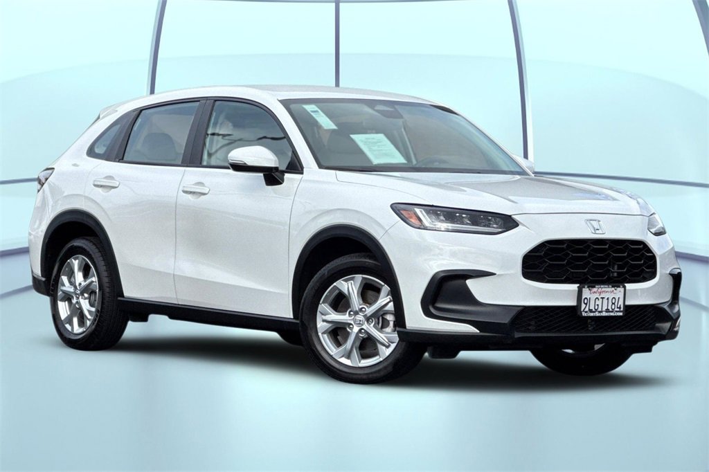 Used 2024 Honda HR-V LX image 2