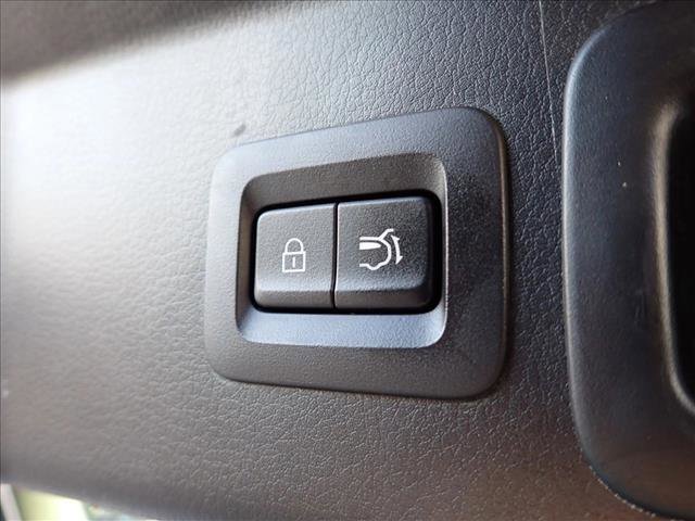 Used 2021 MAZDA CX-30 AWD 2.5 S w/ Premium Package image 9