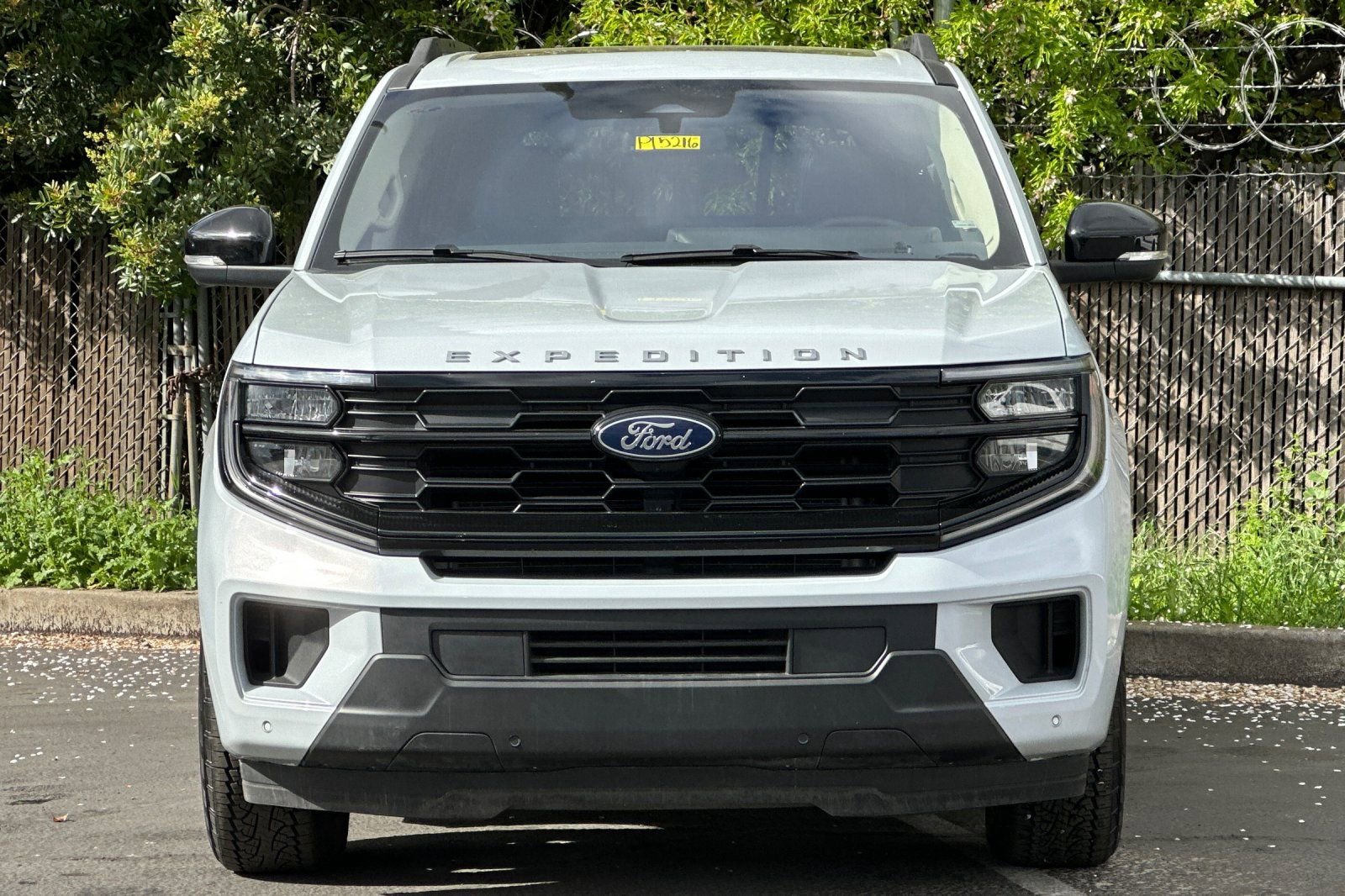 Certified 2025 Ford Expedition Active image 6