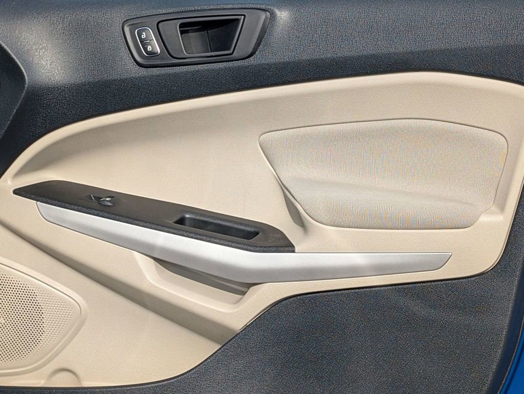 Used 2021 Ford EcoSport S image 44