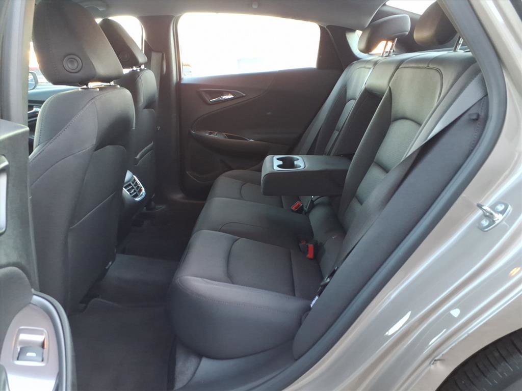 Used 2024 Chevrolet Malibu LT image 8