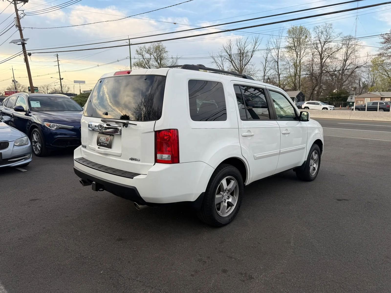 Used 2010 Honda Pilot EX-L image 6