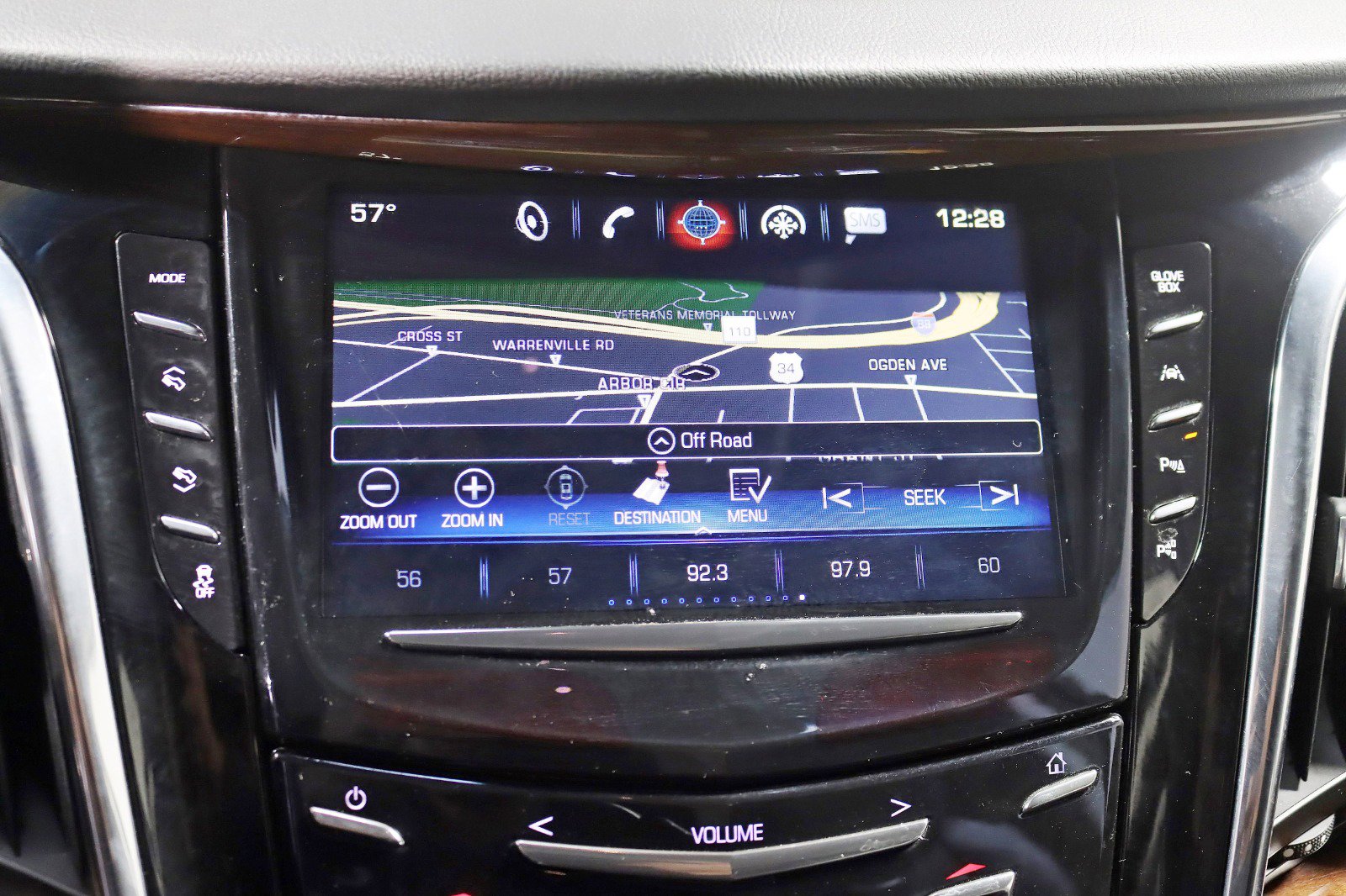 Used 2017 Cadillac Escalade ESV Luxury image 19