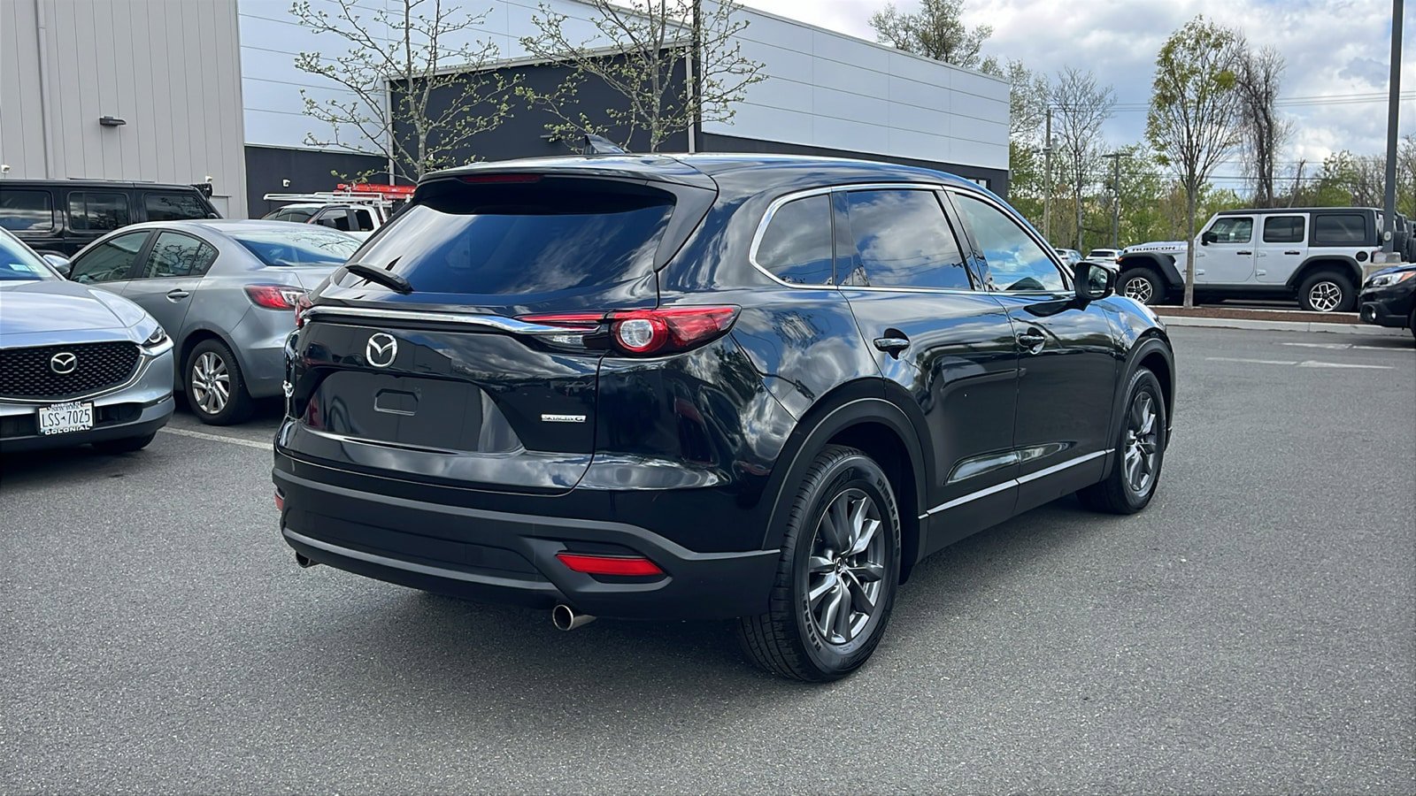 Certified 2023 MAZDA CX-9 Touring AWD/4WD image 4