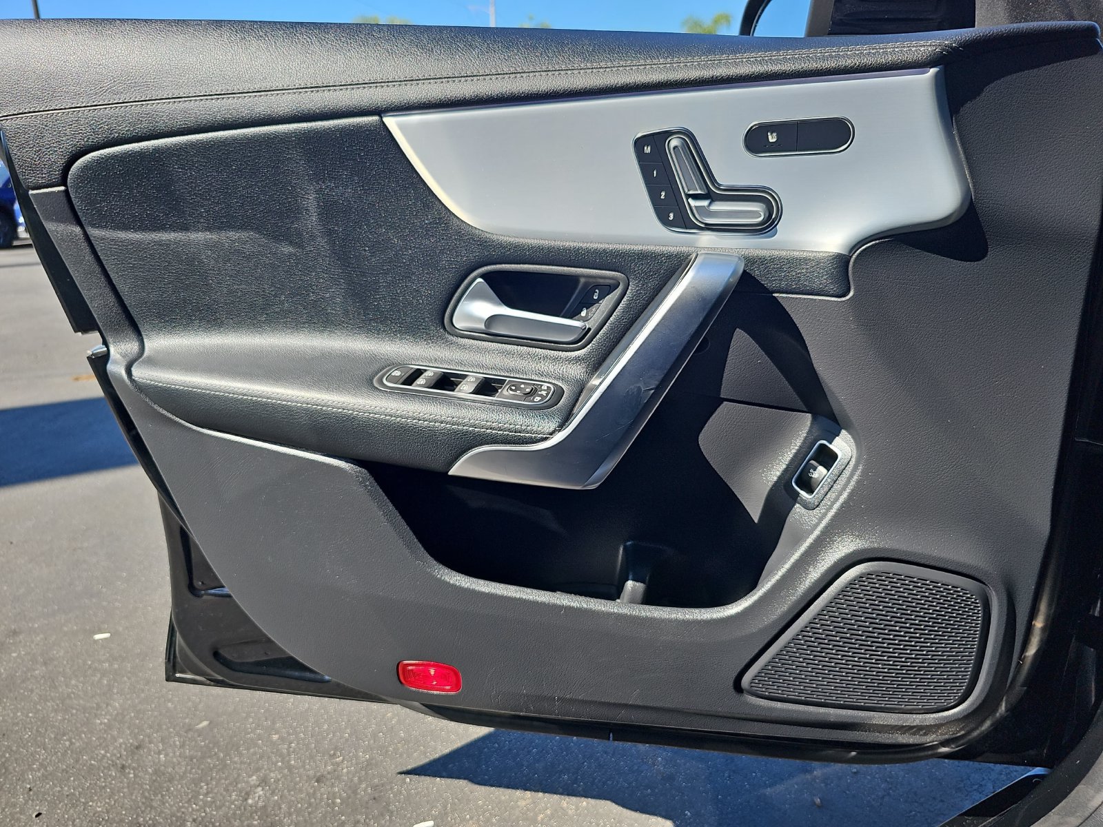 Used 2023 Mercedes-Benz CLA 35 AMG 4MATIC image 27