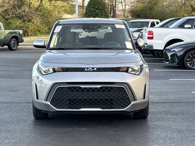 Used 2025 Kia Soul LX w/ LX Technology Package image 2