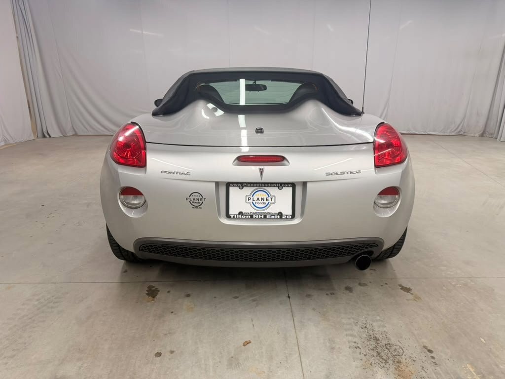Used 2006 Pontiac Solstice Convertible w/ Premium Package RWD image 12