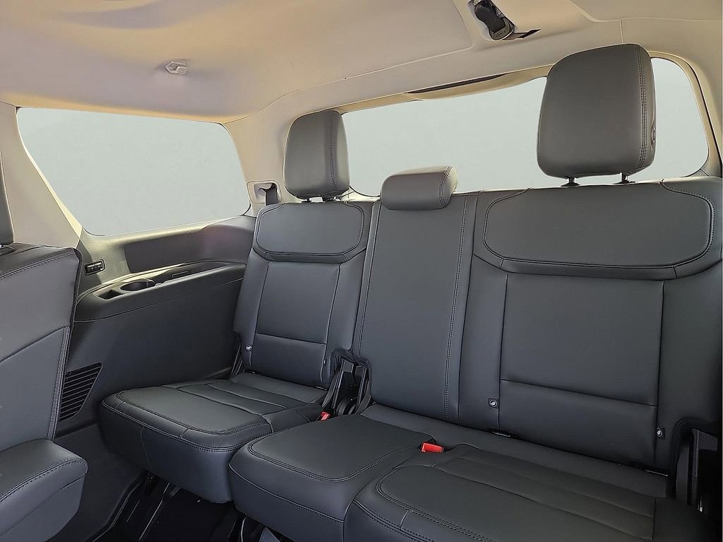 New 2026 Ford Expedition Active image 15