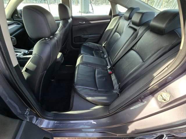 Used 2016 Honda Civic Touring image 12