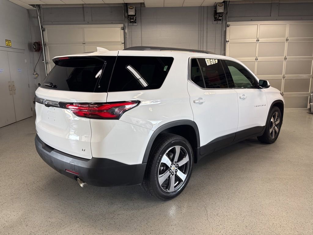 Used 2023 Chevrolet Traverse LT AWD/4WD image 9