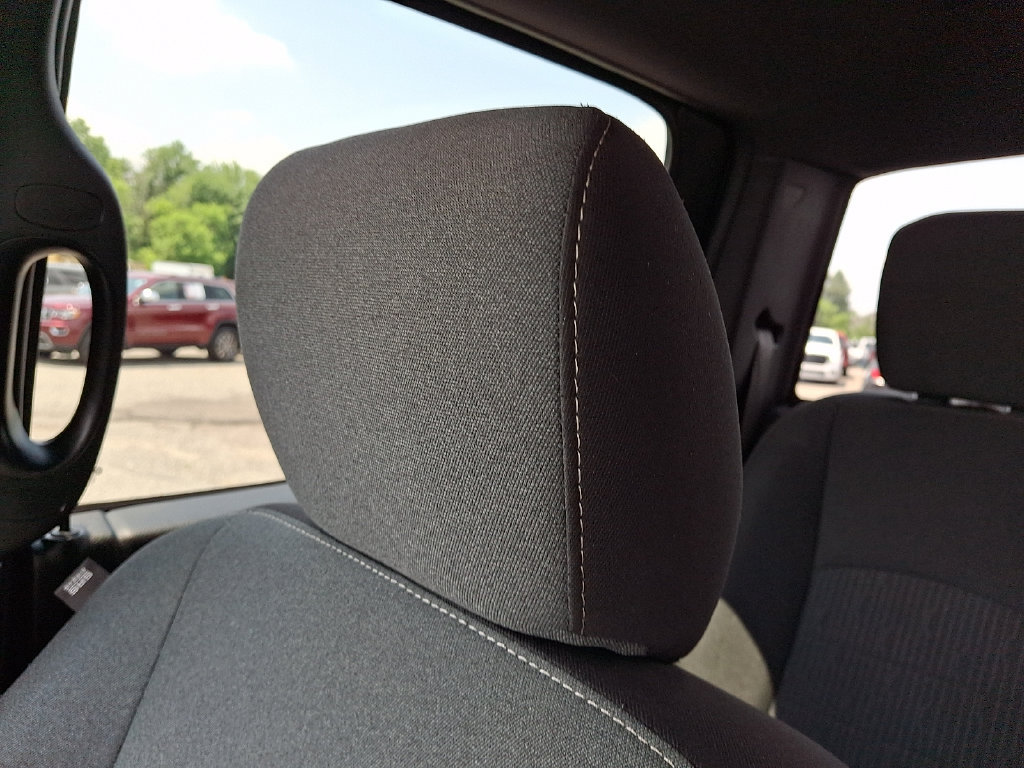 Used 2024 RAM 1500 Warlock AWD/4WD image 18