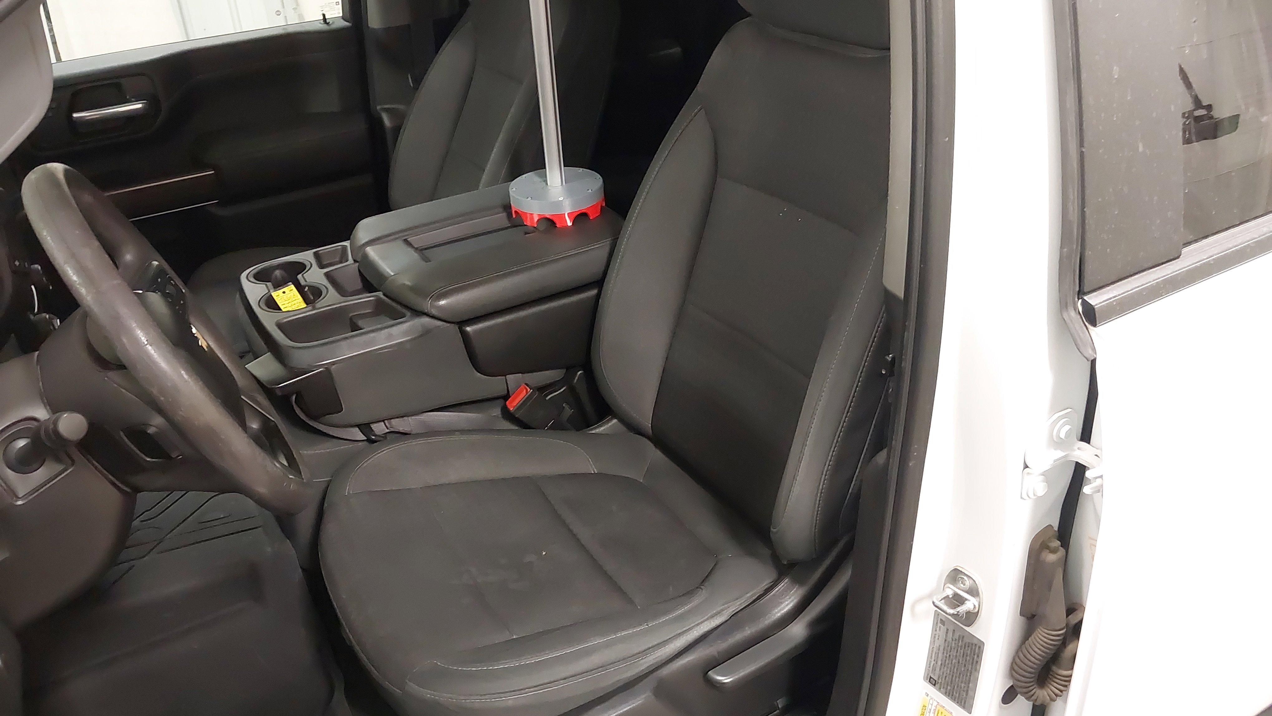 Used 2021 Chevrolet Silverado 2500 LT w/ Snow Plow Prep/Camper Package image 22