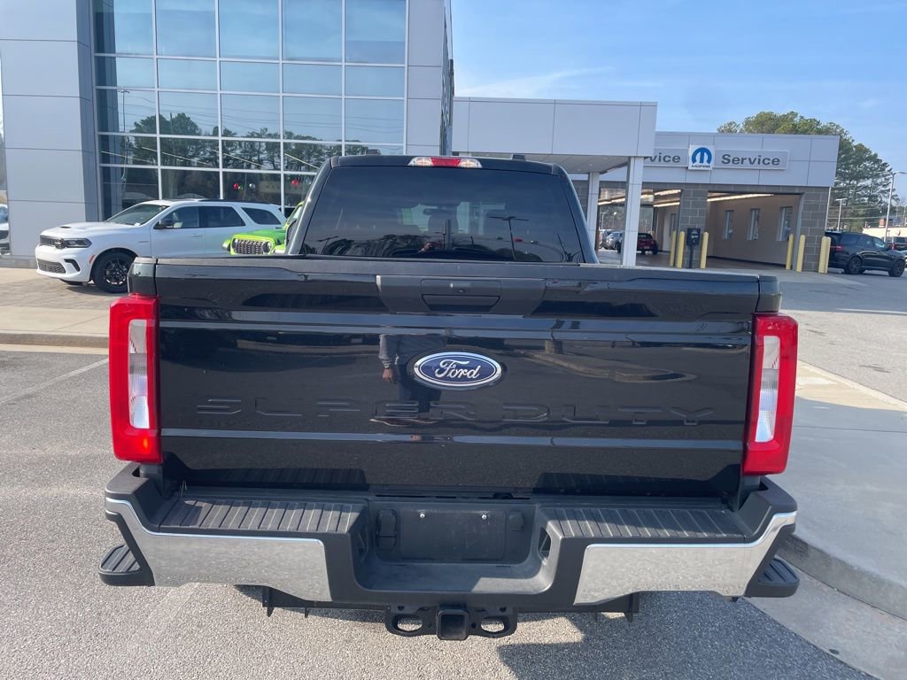Used 2025 Ford F250 XLT image 8