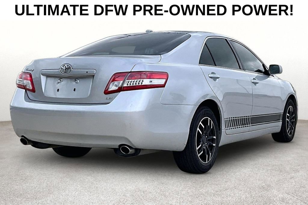 Used 2010 Toyota Camry LE FWD image 14