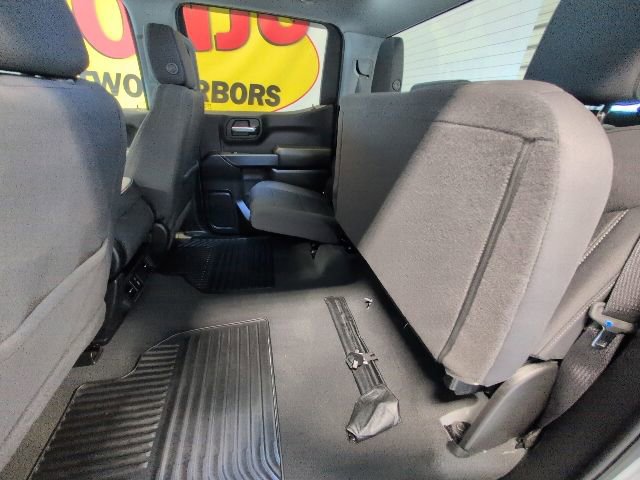 Certified 2024 Chevrolet Silverado 1500 Custom AWD/4WD image 27