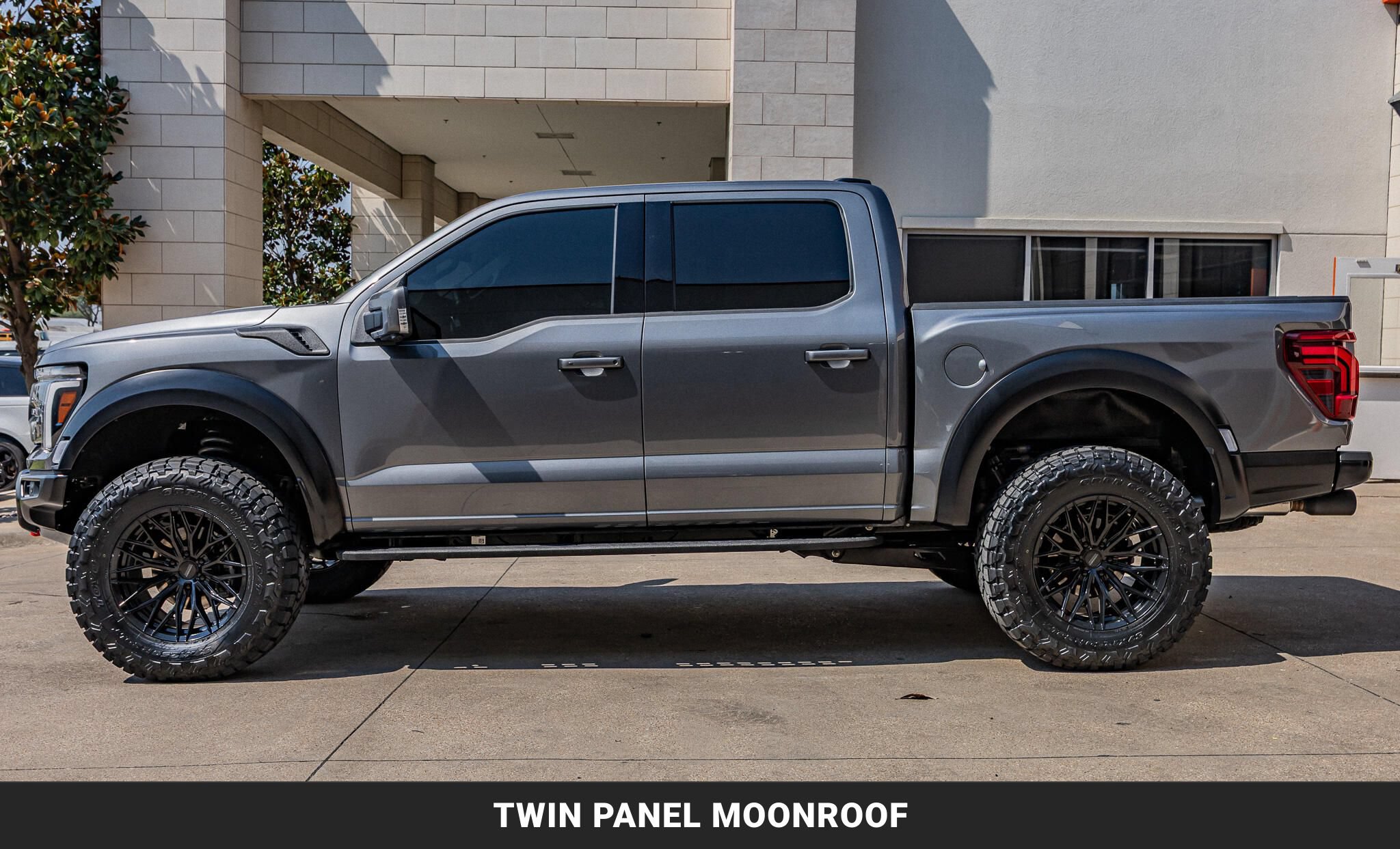 Used 2025 Ford F150 Raptor w/ Equipment Group 803A Raptor R AWD/4WD image 6