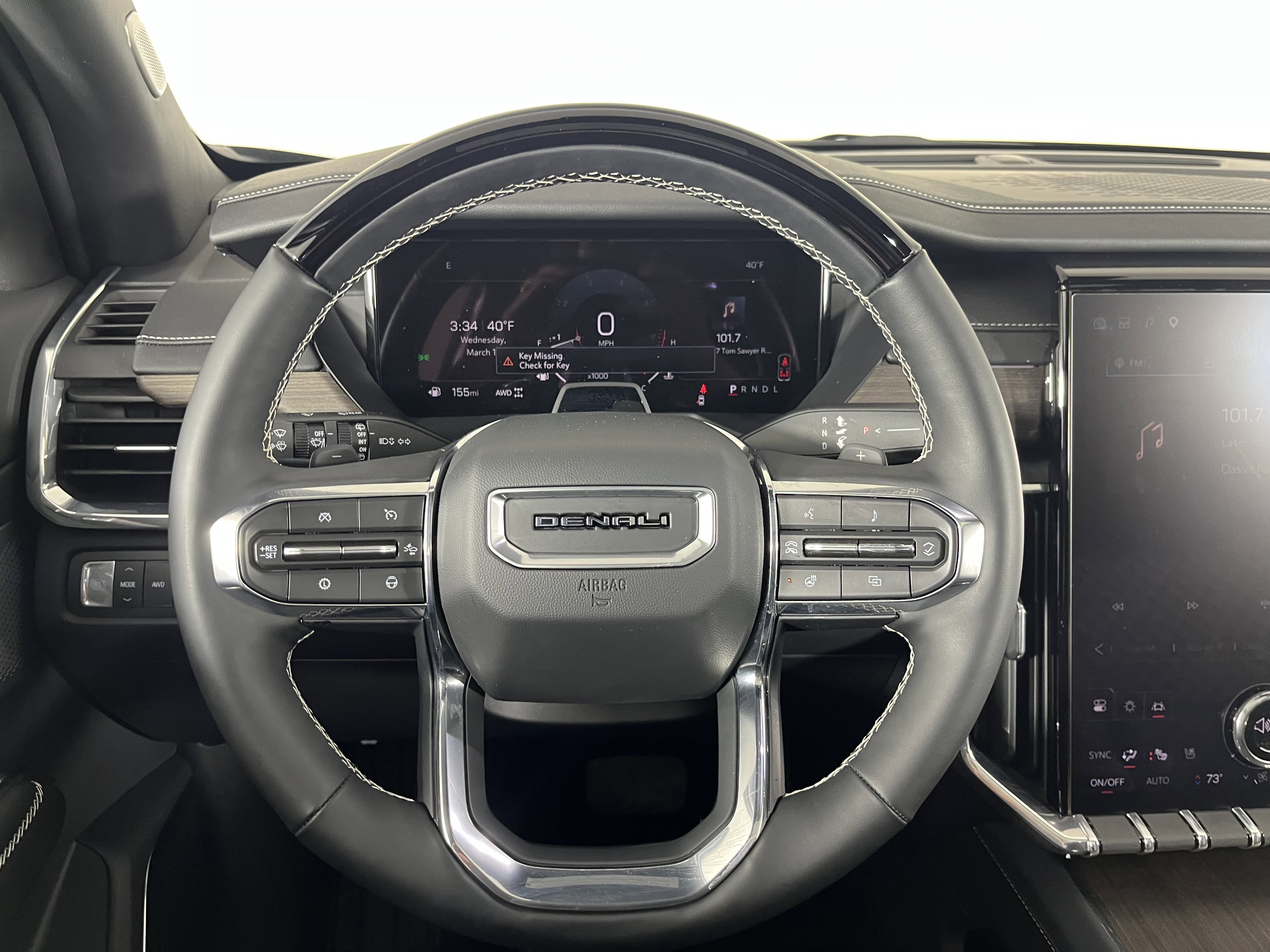 Used 2024 GMC Acadia Denali w/ Super Cruise Package image 12