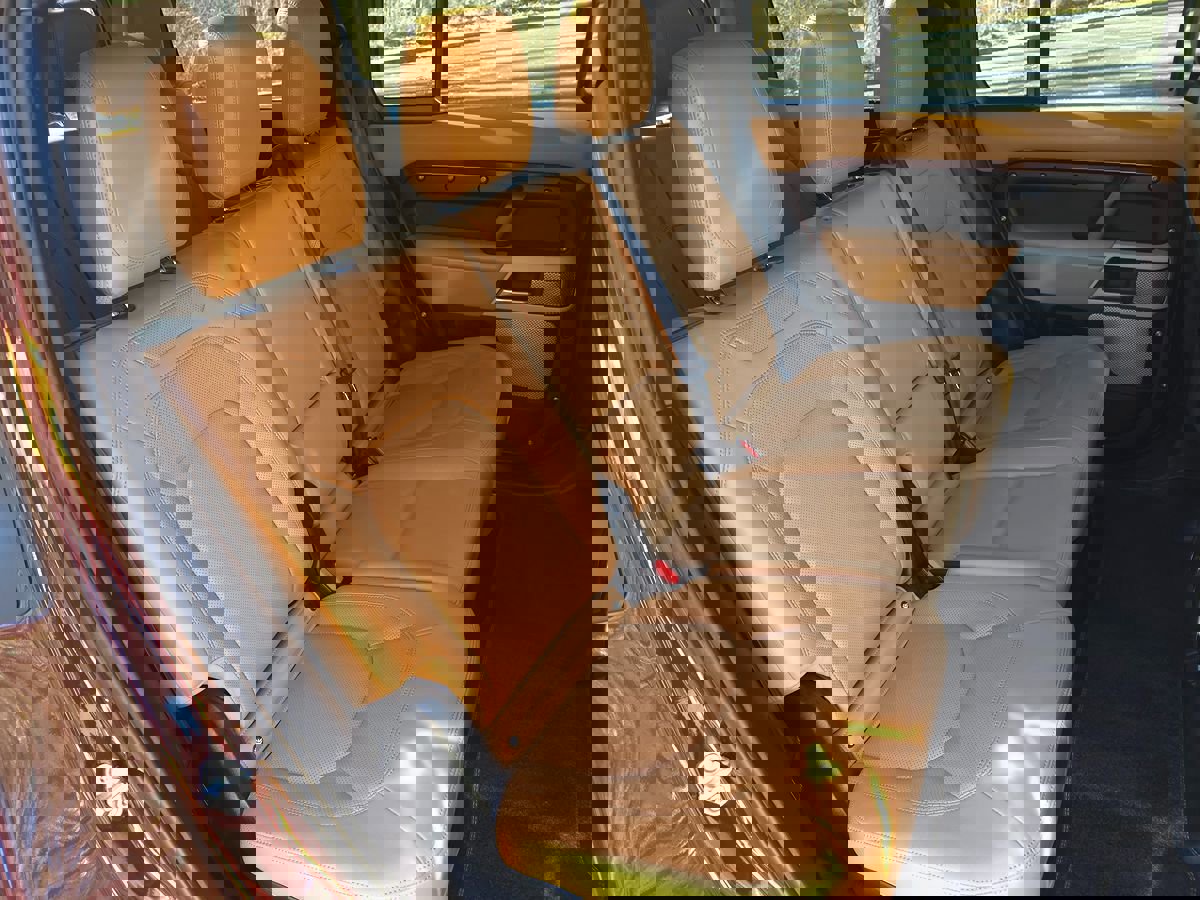 Used 2023 Land Rover Defender 130 S image 22