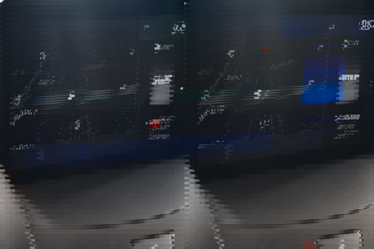 Used 2023 Acura RDX AWD w/ Advance Package image 9