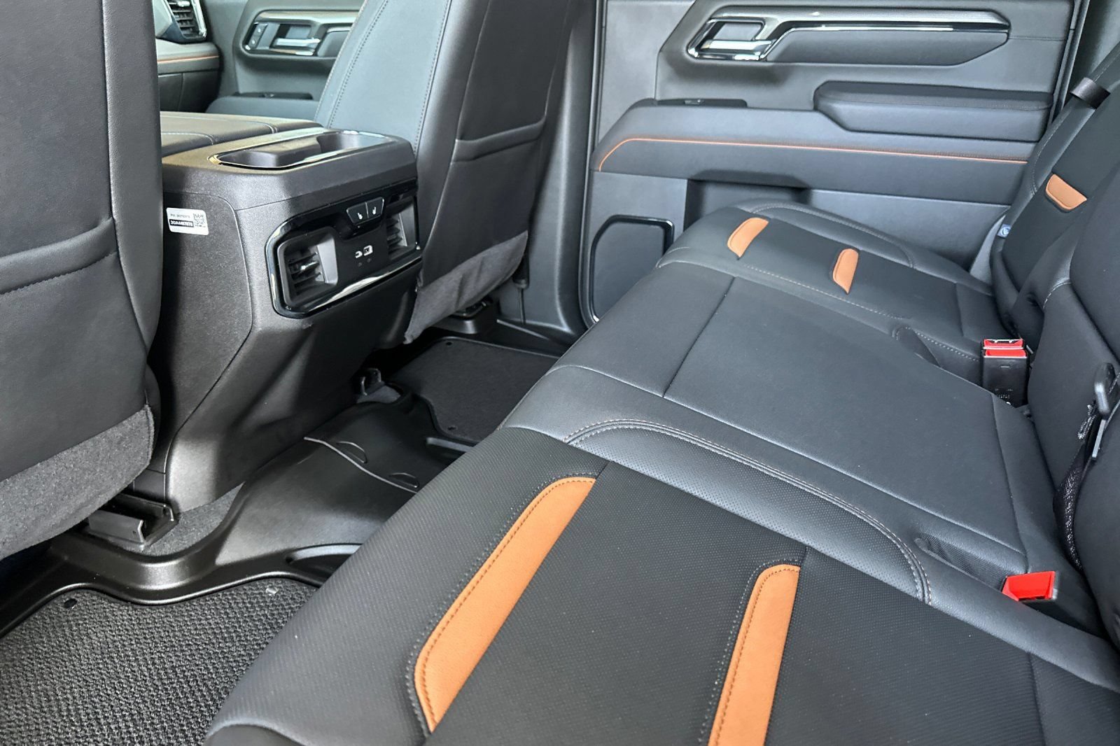 Certified 2025 GMC Sierra 2500 AT4 AWD/4WD image 13