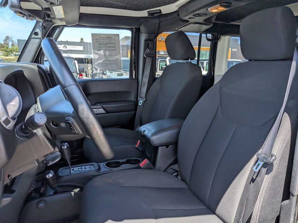 Used 2015 Jeep Wrangler Unlimited Sport w/ Quick Order Package 24S AWD/4WD image 12