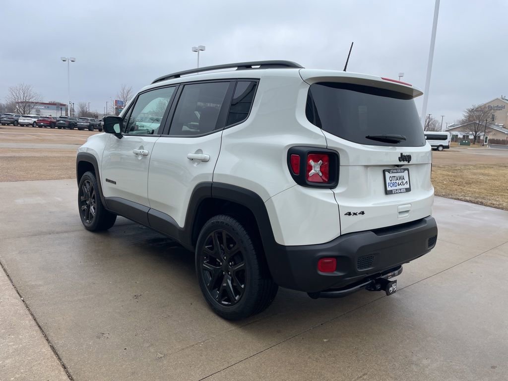 Used 2023 Jeep Renegade Altitude w/ Sun/Sound Group AWD/4WD image 7