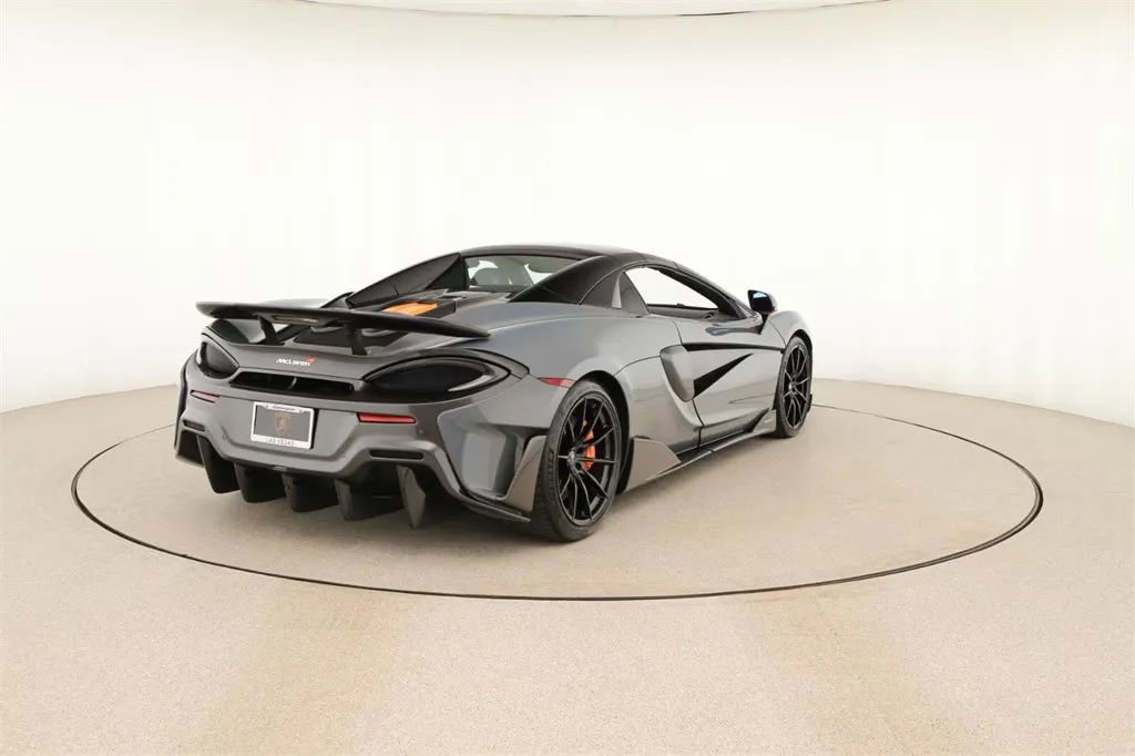 Used 2020 McLaren 600LT Spider RWD image 6