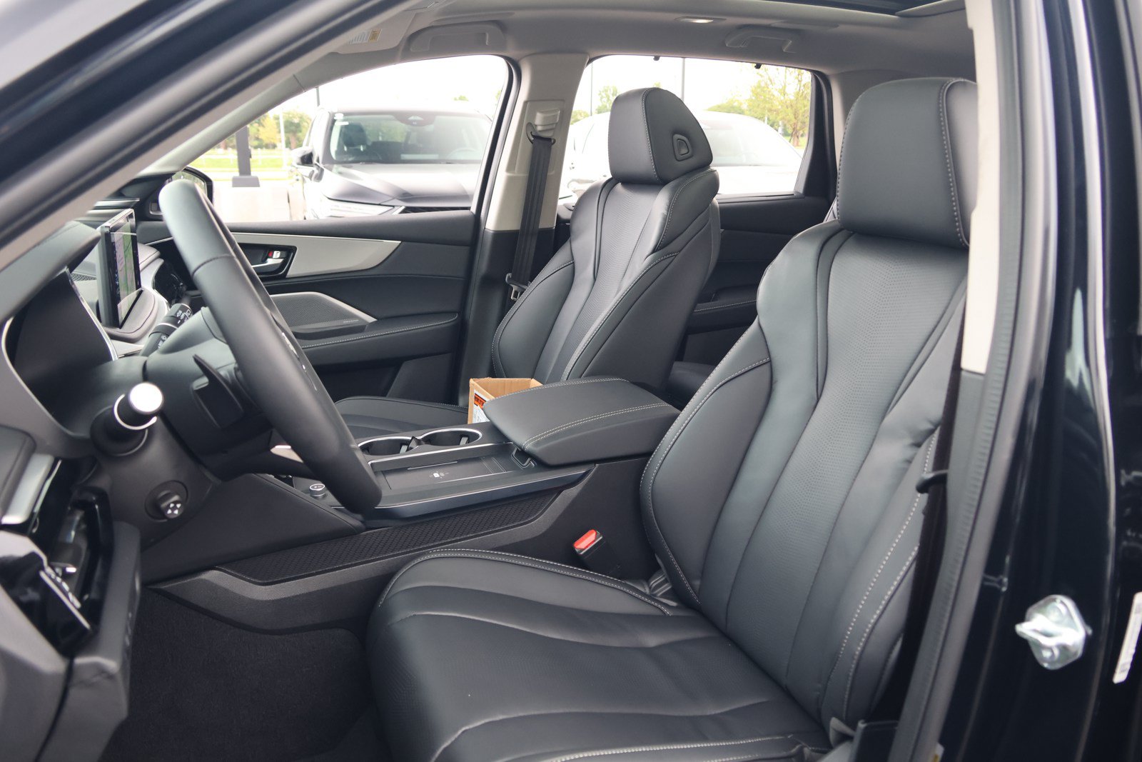 Certified 2026 Acura MDX w/ Technology Package FWD image 34