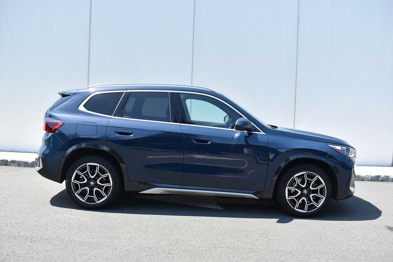 Used 2026 BMW X1 xDrive28i w/ Technology Package AWD/4WD image 4