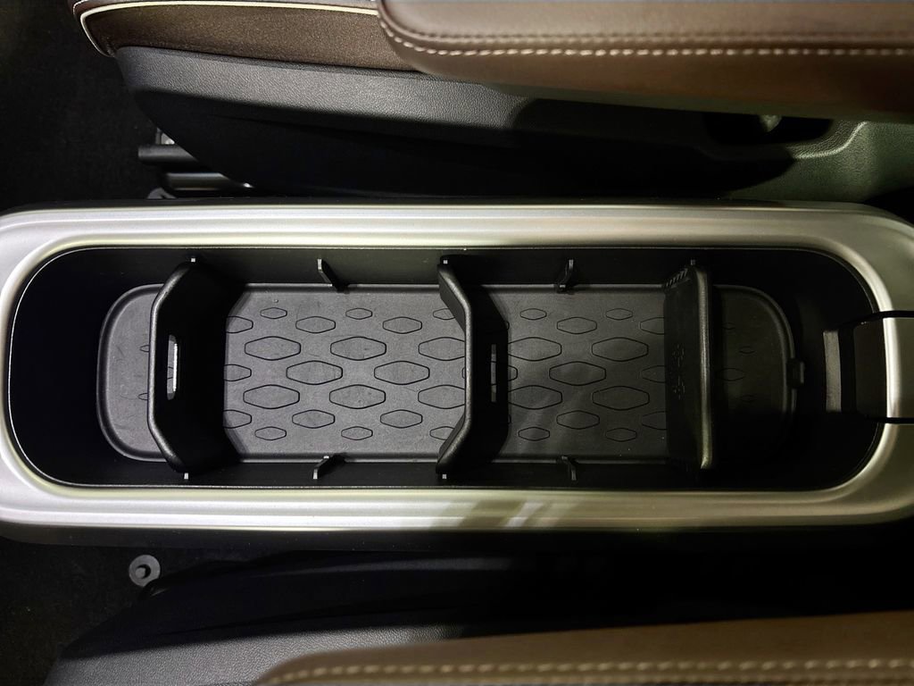 Used 2025 Volkswagen ID. Buzz Pro S Plus image 15