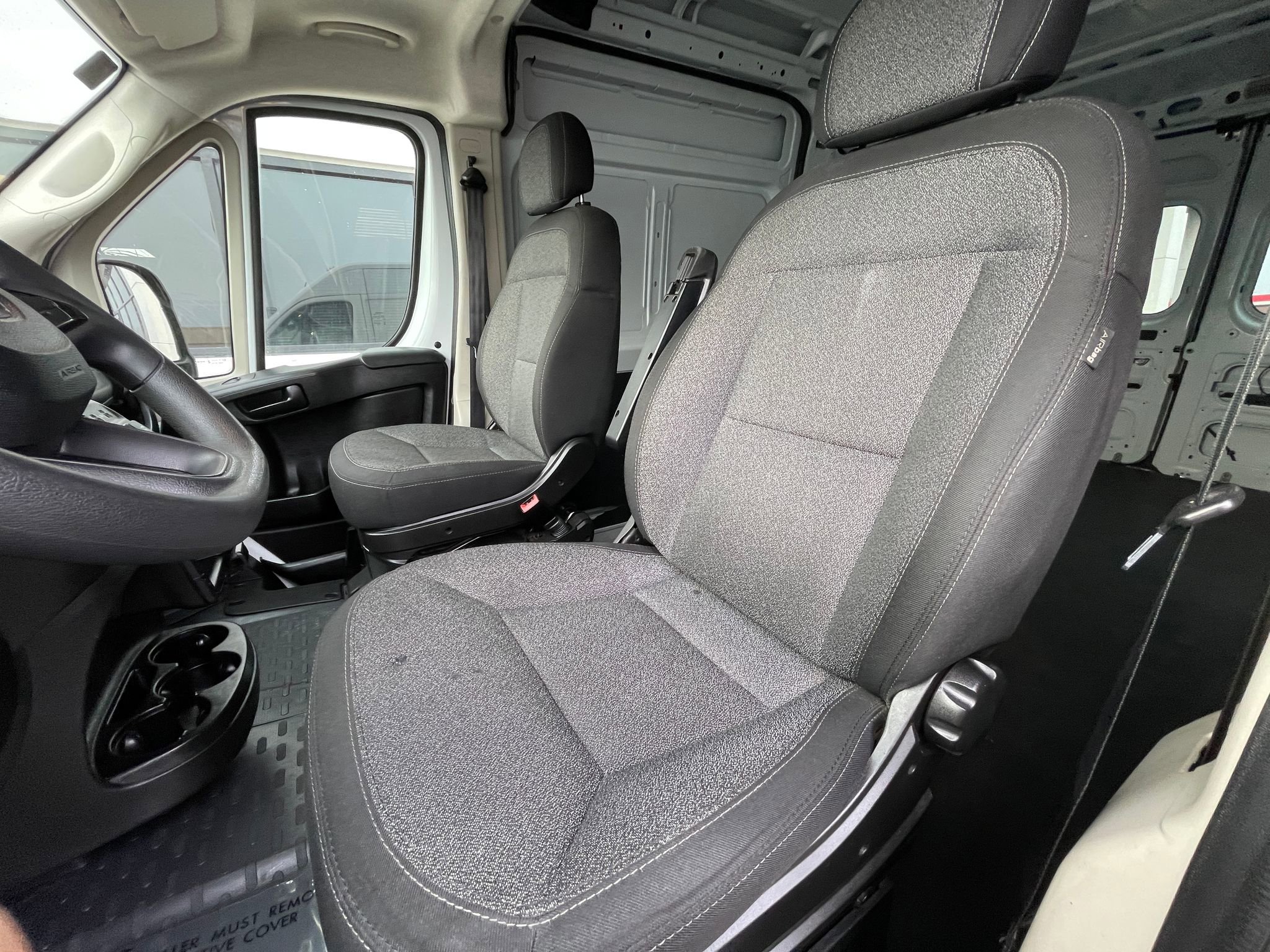 Used 2022 RAM ProMaster 2500 FWD image 11