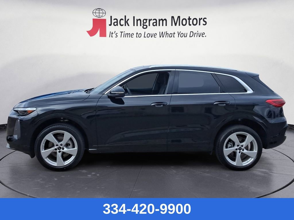 New 2025 Audi Q5 Premium Plus image 2