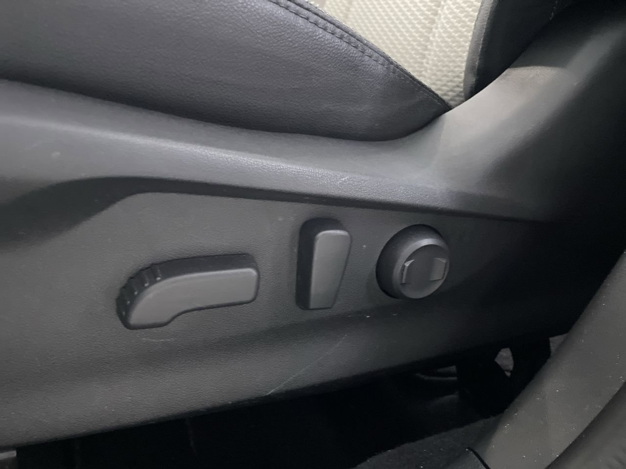 Used 2021 Subaru Forester Premium AWD/4WD image 13