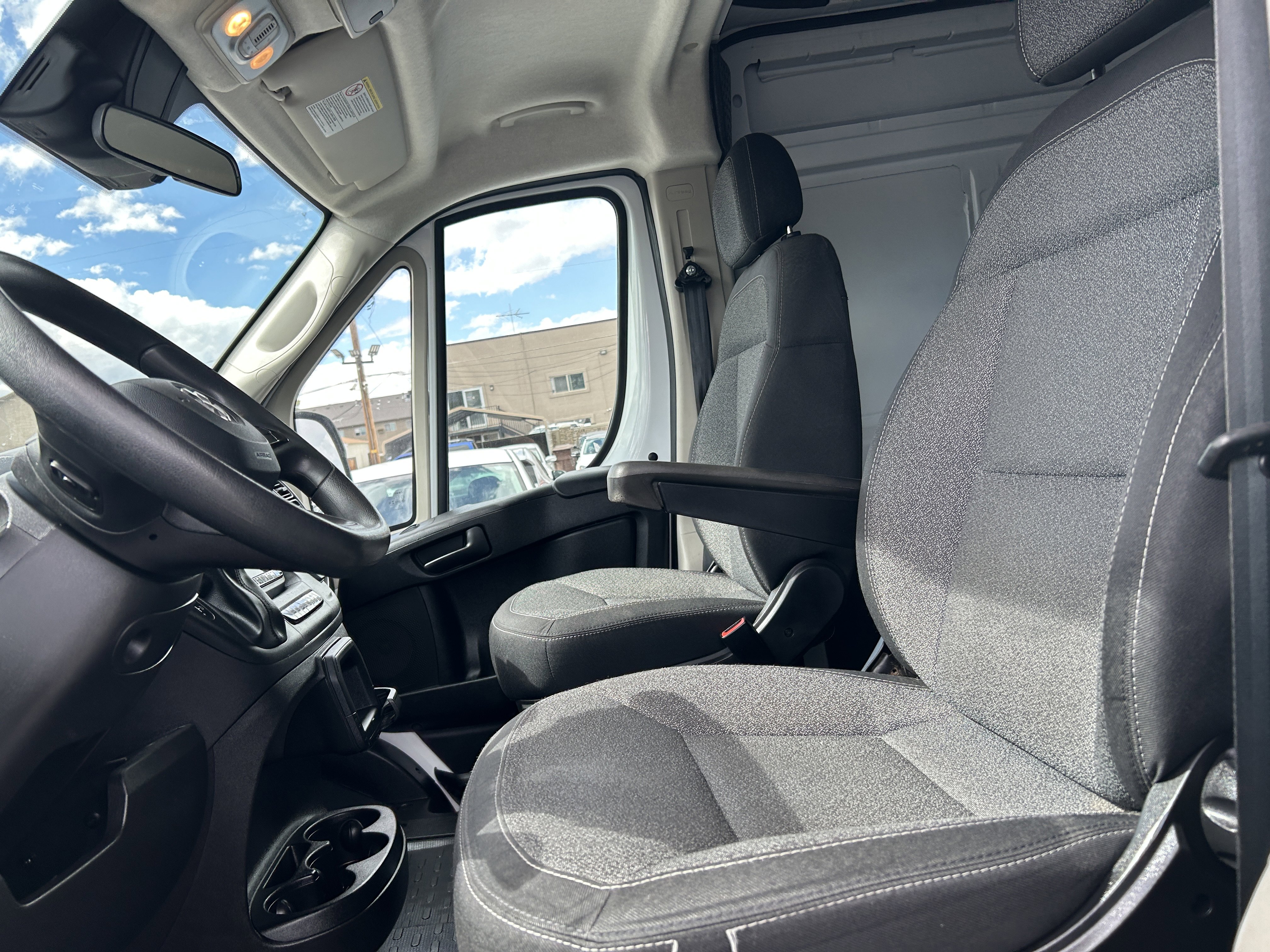 Used 2022 RAM ProMaster 2500 image 7