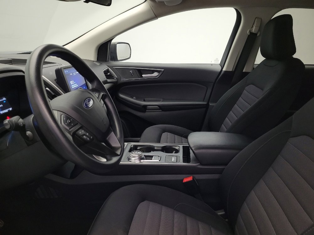 Used 2023 Ford Edge SE image 17
