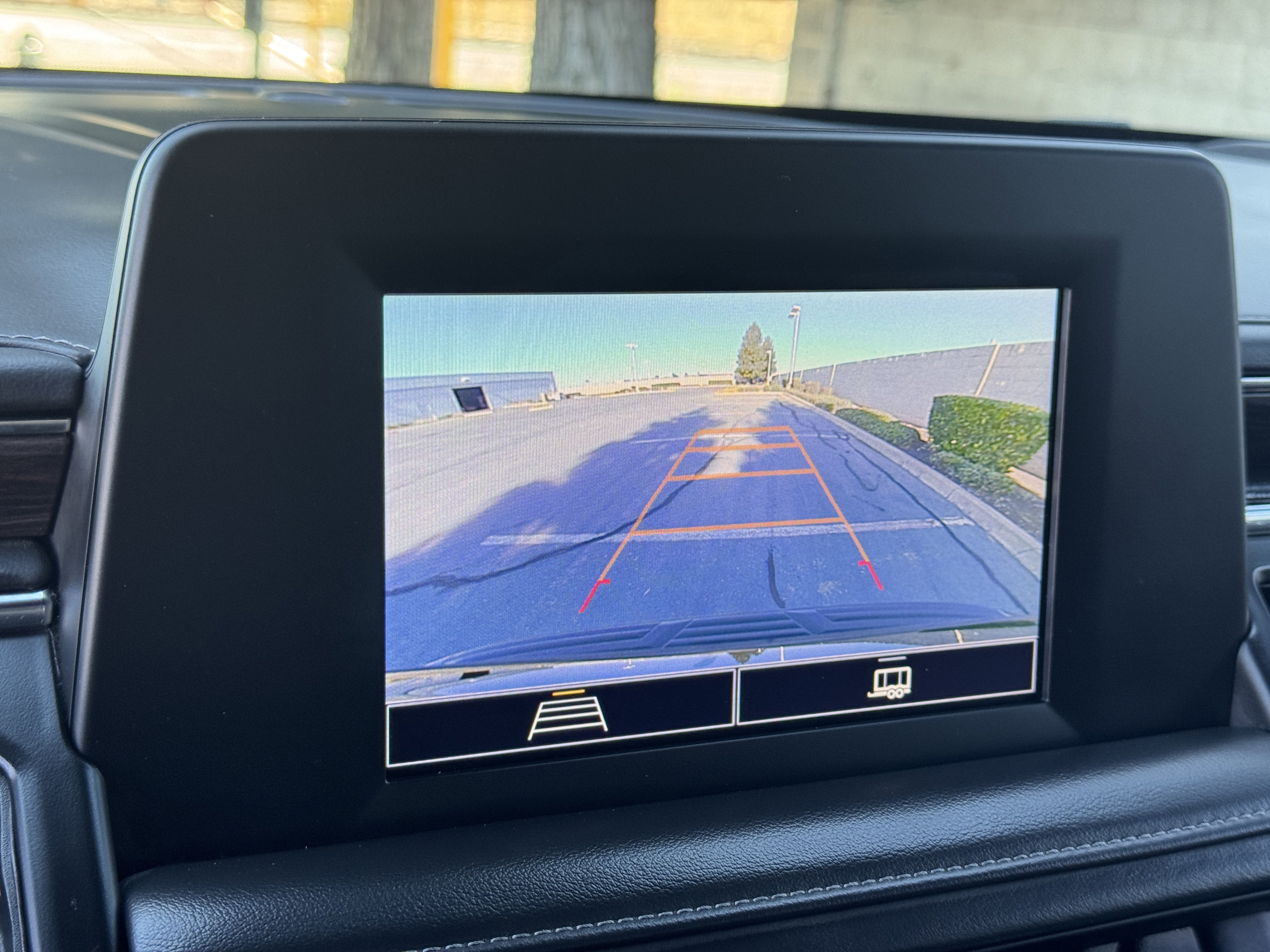 Certified 2024 Chevrolet Suburban LS image 28