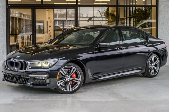 Used 2019 BMW 740i w/ Executive Package image 2