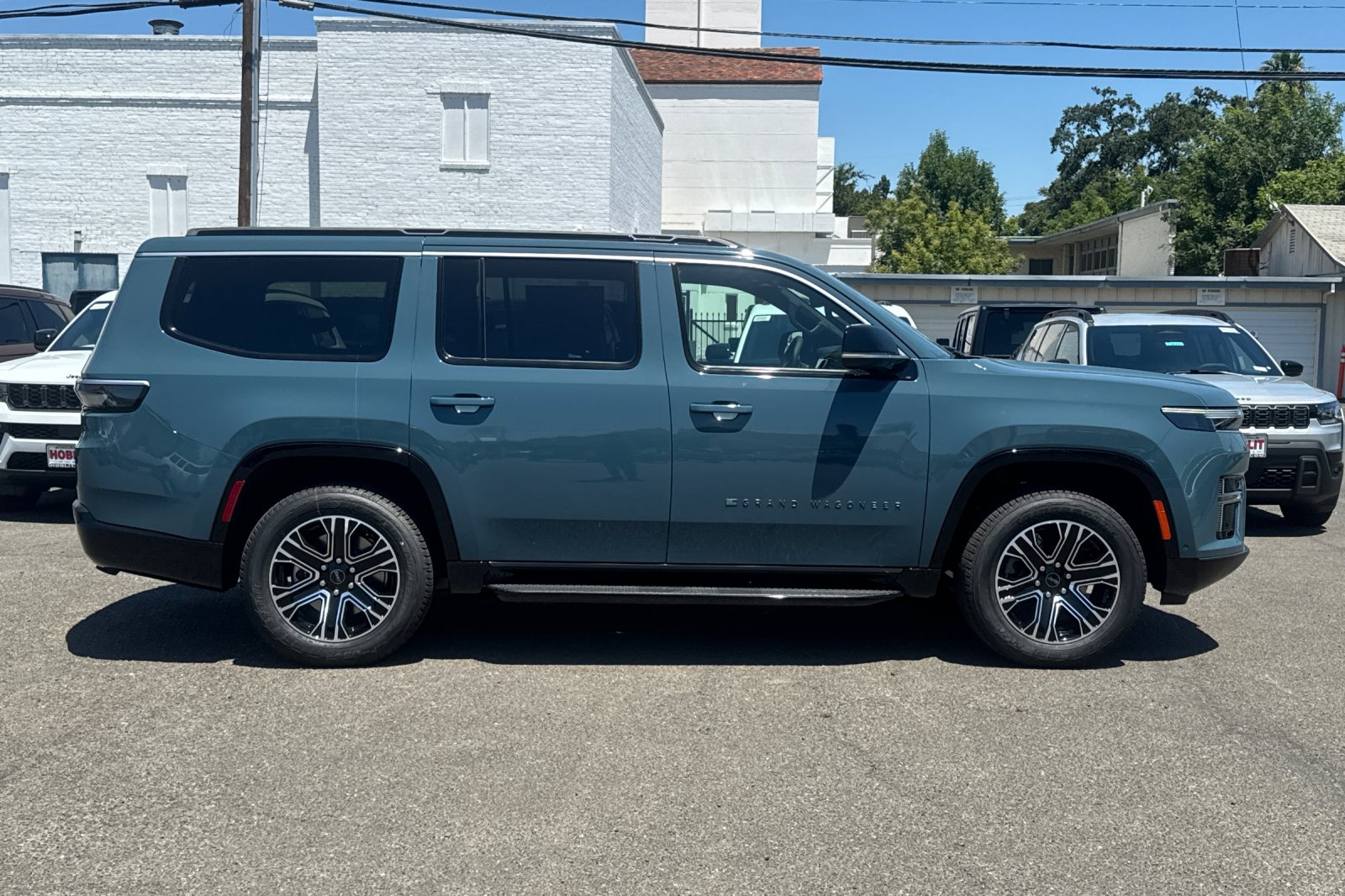New 2026 Jeep Grand Wagoneer 2WD image 2