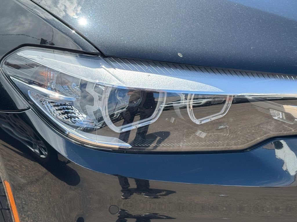Used 2018 BMW 540i RWD image 19