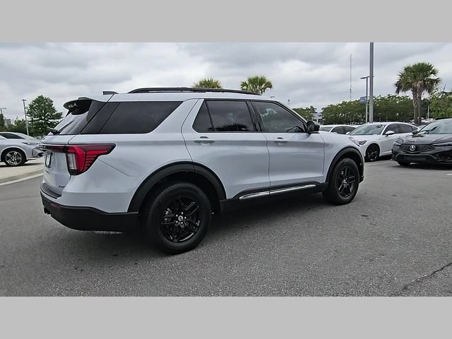 Used 2025 Ford Explorer Active AWD/4WD image 27