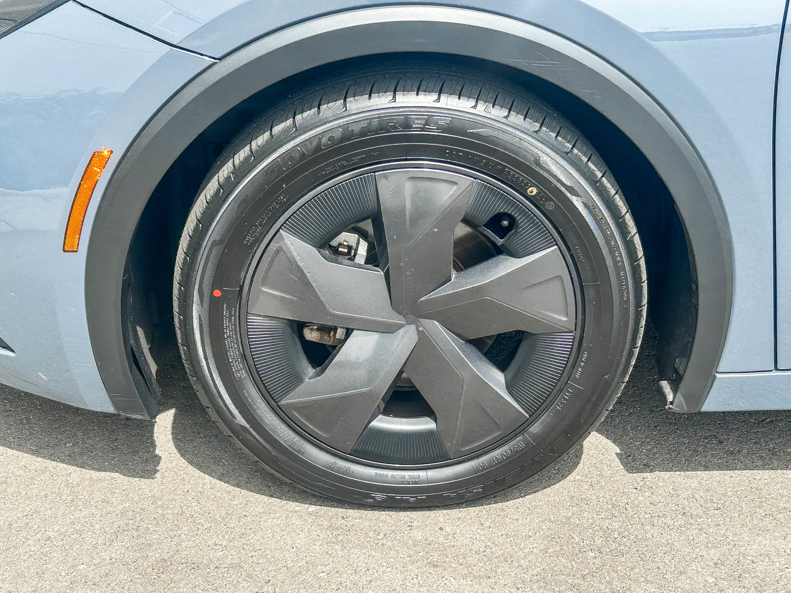 Used 2023 Toyota Prius LE image 10